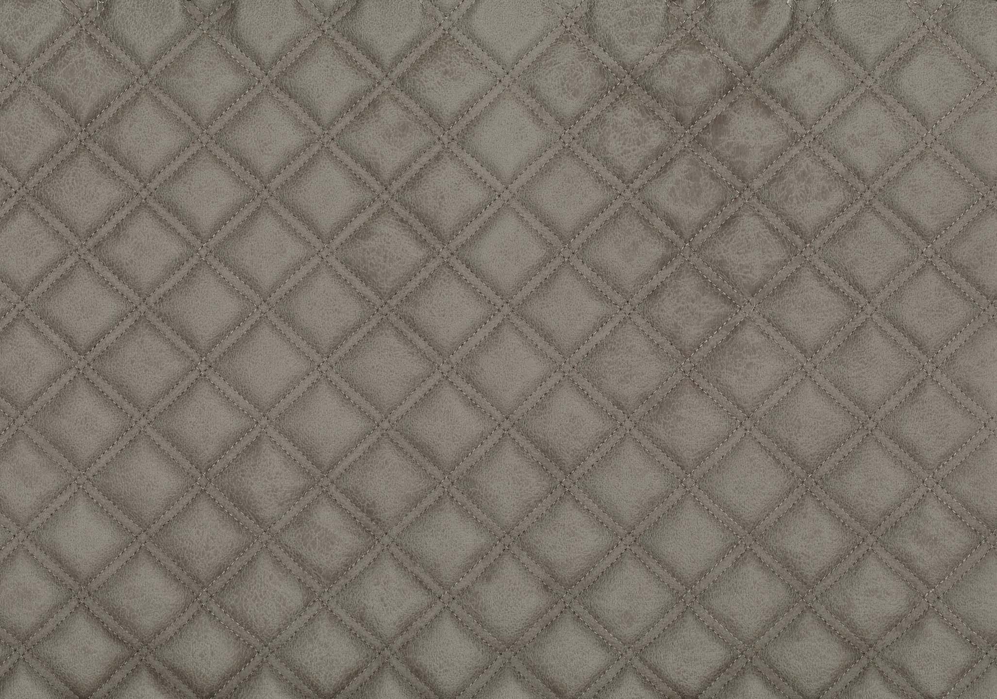 Kinshasa Quilted 16